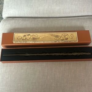 Wizarding World of Harry Potter Universal Studios Hermione Granger Wand Orlando